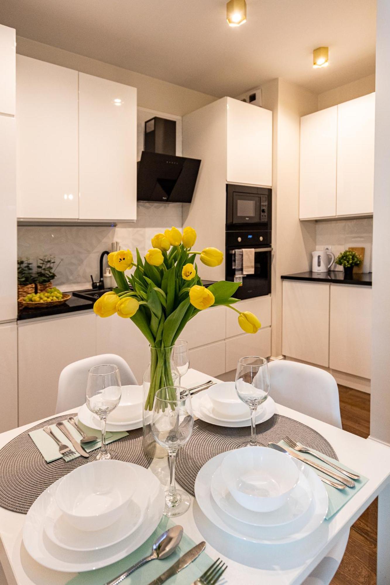 Active Gold Apartment *