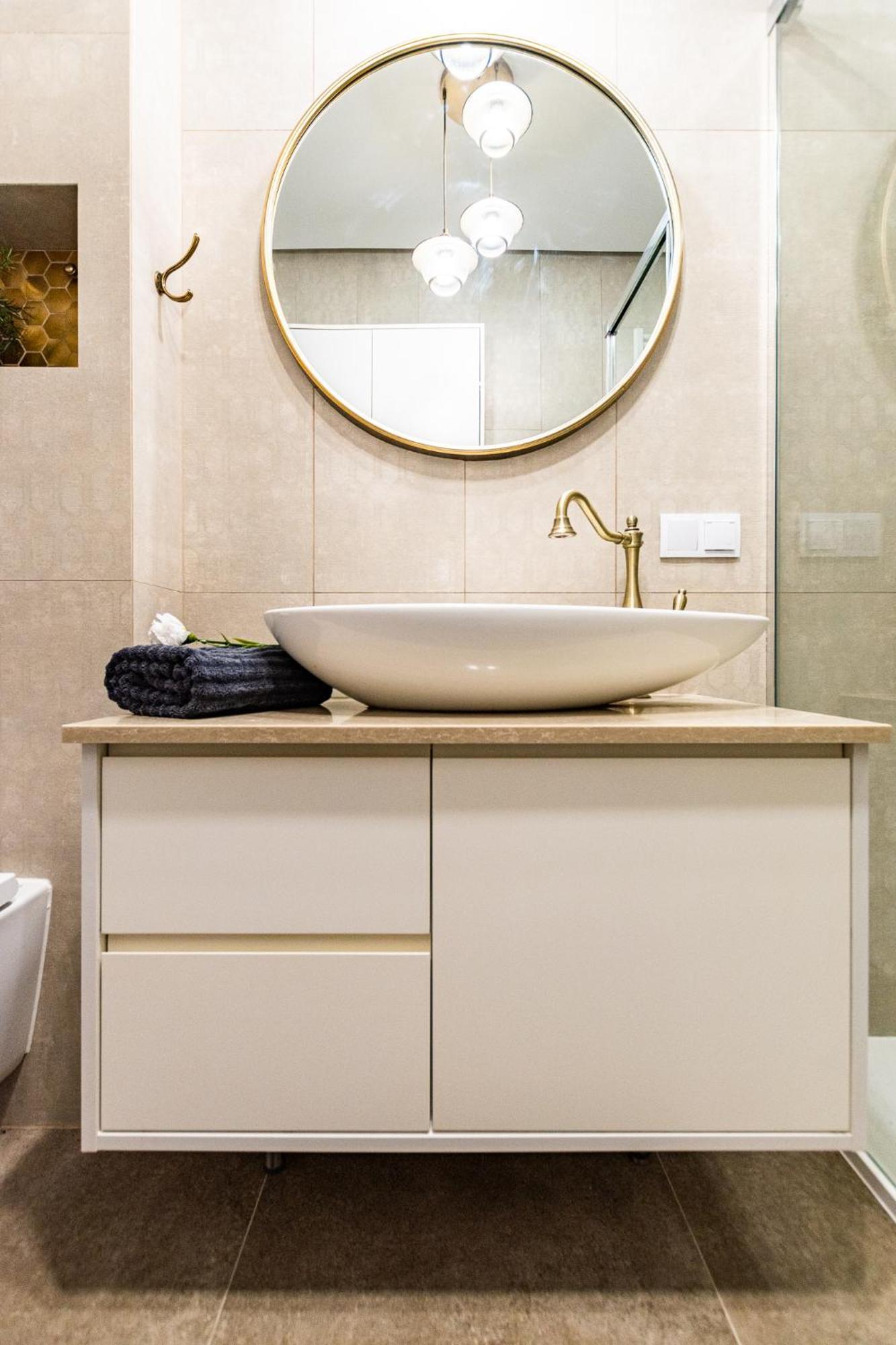 Apartment Active Gold